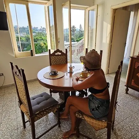 Bilocale In Centro Ischia Apartment